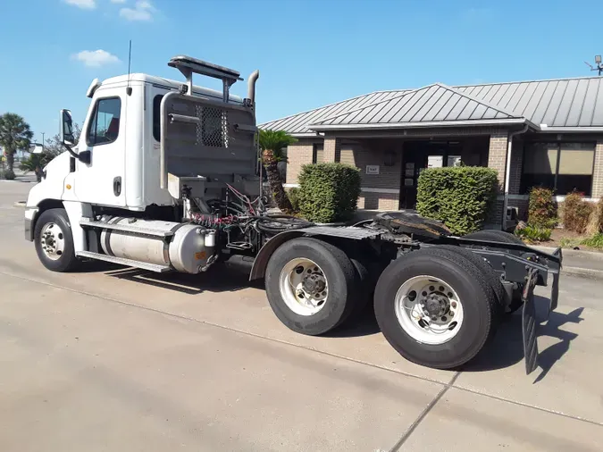 2016 FREIGHTLINER/MERCEDES CASCADIA 125