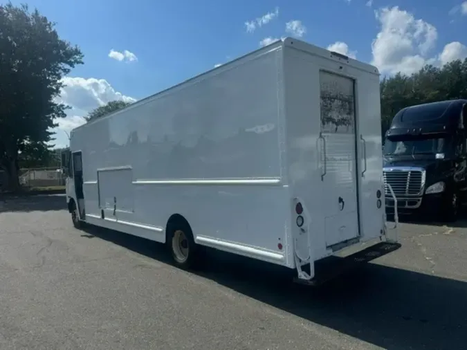 2017 FRTLR CUSTOM CHASSIS CORP MT55