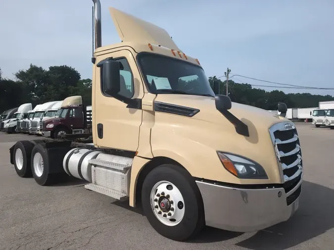 2019 FREIGHTLINER/MERCEDES NEW CASCADIA PX126644d85a95c49f3c29b41e0e0361bf64ec8
