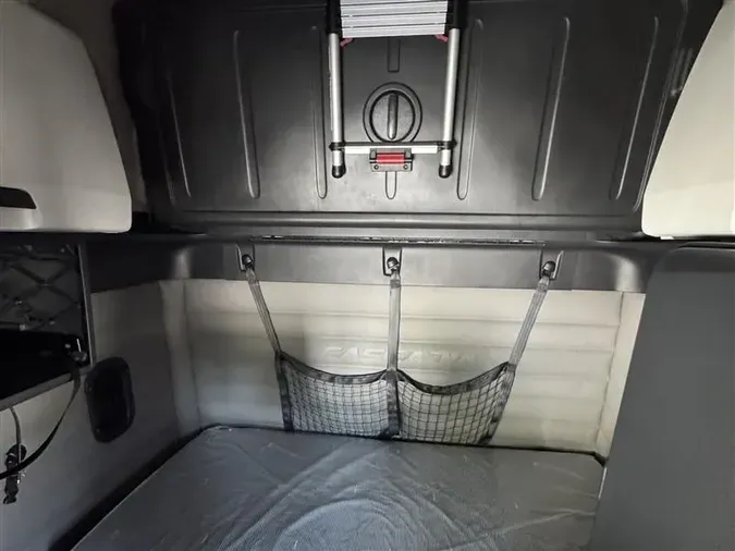 2020 FREIGHTLINER CA126