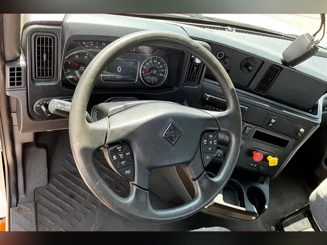 2021 INT LT625 6x4
