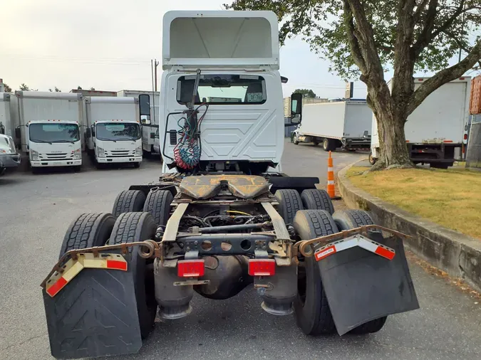 2018 NAVISTAR INTERNATIONAL LT625 DAYCAB T/A