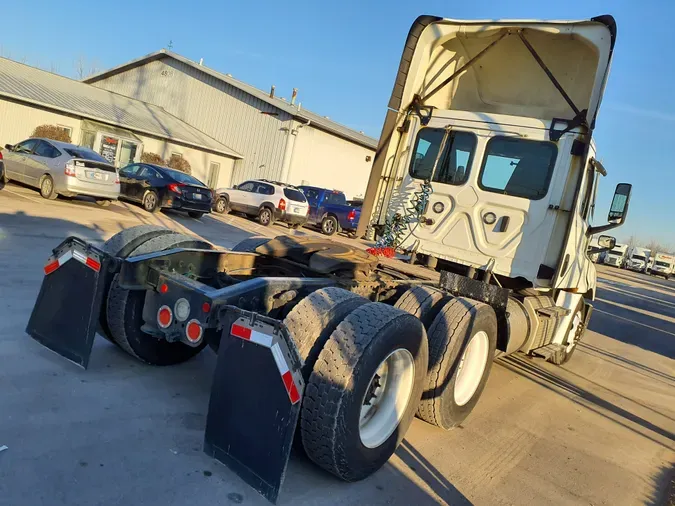 2020 FREIGHTLINER/MERCEDES NEW CASCADIA PX12664