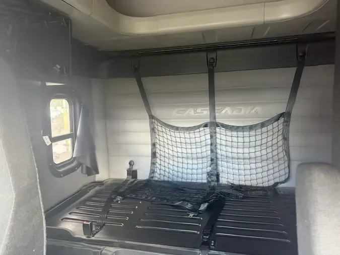 2020 FREIGHTLINER/MERCEDES NEW CASCADIA PX126644d8d81572b19f81af0f47c1362579fec
