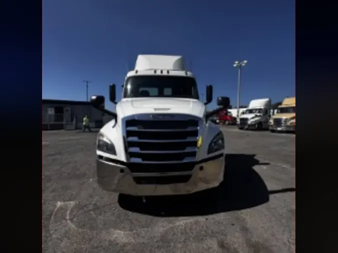 2019 FREIGHTLINER NEW CASCADIA PX12664
