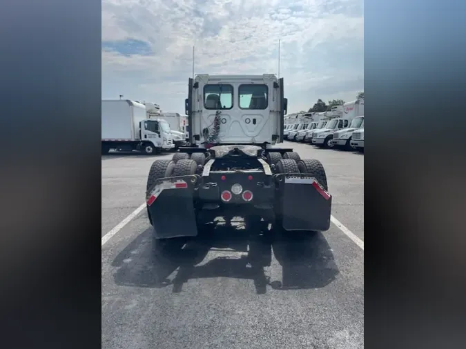 2018 FREIGHTLINER CASCADIA 125