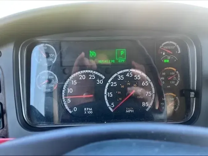2018 Freightliner Business Class M2 106