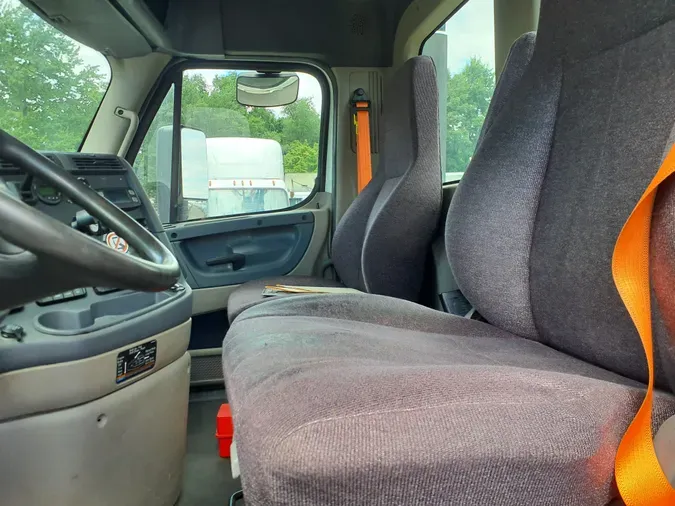 2019 FREIGHTLINER/MERCEDES CASCADIA 125