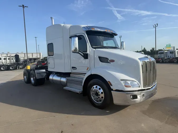 2021 Peterbilt 5794d9f08d4e02515f4ac548f2749467733