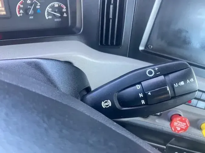 2020 Freightliner Cascadia