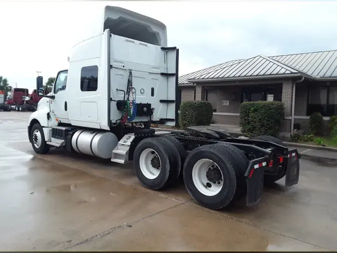 2019 NAVISTAR INTERNATIONAL LT625 SLPR CAB