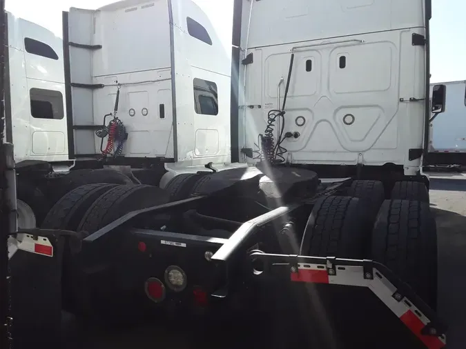 2019 FREIGHTLINER/MERCEDES CASCADIA 125