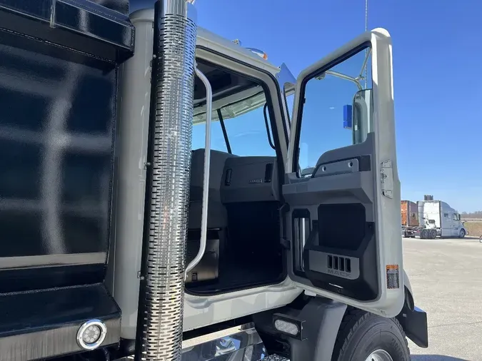 2026 MACK GRANITE 84BR