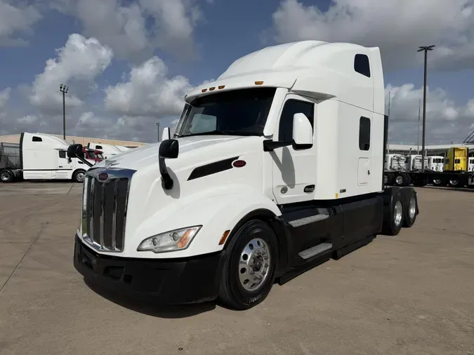 2022 Peterbilt 579