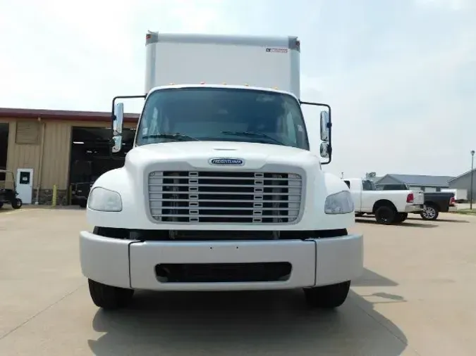 2018 Freightliner M2 106