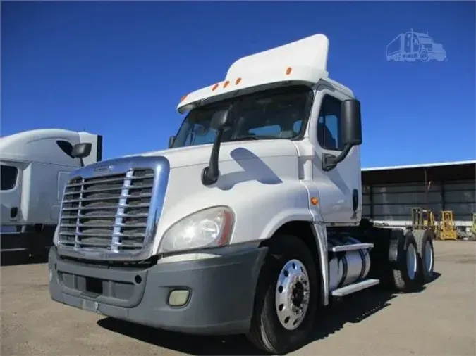 2011 FREIGHTLINER CASCADIA 1254daddbf787162b2afabc096c2cb854b1