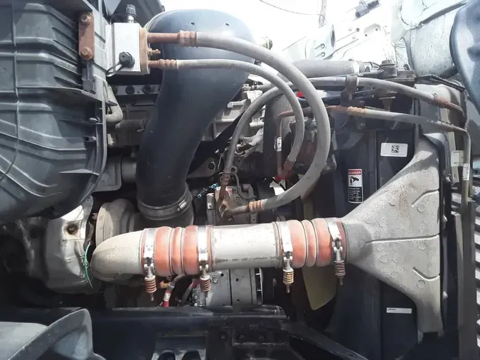 2019 FREIGHTLINER CASCADIA 113