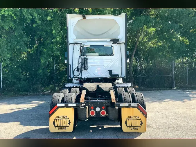2020 INT LT625 6x4