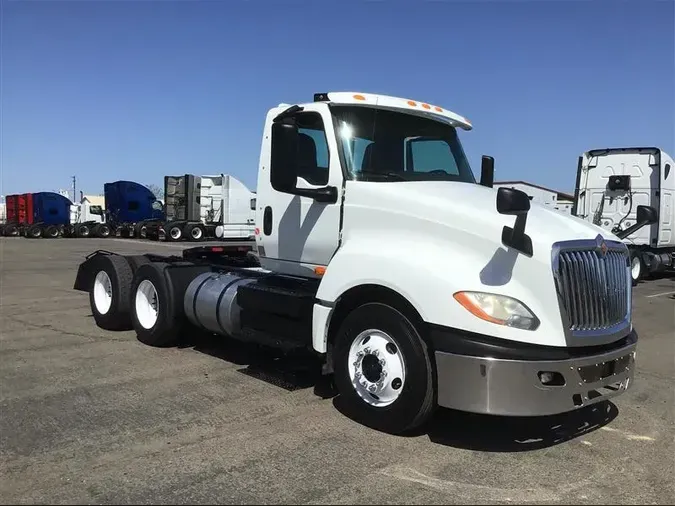 2018 INTERNATIONAL LT