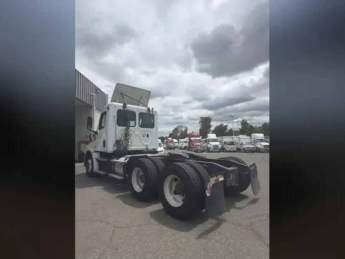 2019 FREIGHTLINER/MERCEDES NEW CASCADIA PX126644db52a79e938ba7481c415dfde95d4a1