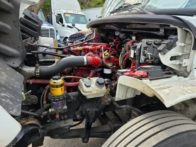 2017 FREIGHTLINER/MERCEDES M2 106