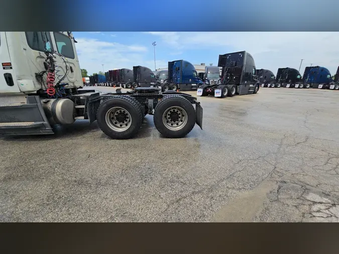 2019 Freightliner Cascadia 1264db9e855247d6b7de85202d468ae3a96