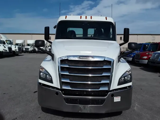 2019 FREIGHTLINER NEW CASCADIA PX12664