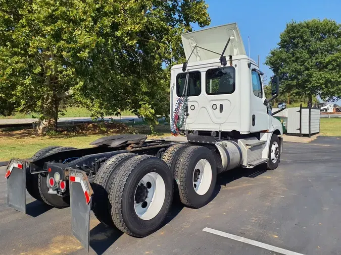 2020 FREIGHTLINER/MERCEDES NEW CASCADIA PX126644dbfe47598a786fe64c98b28e84ae49a