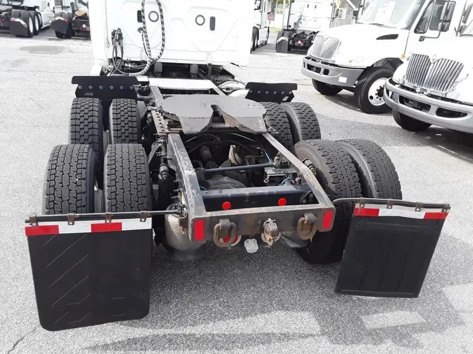 2019 FREIGHTLINER CASCADIA 125
