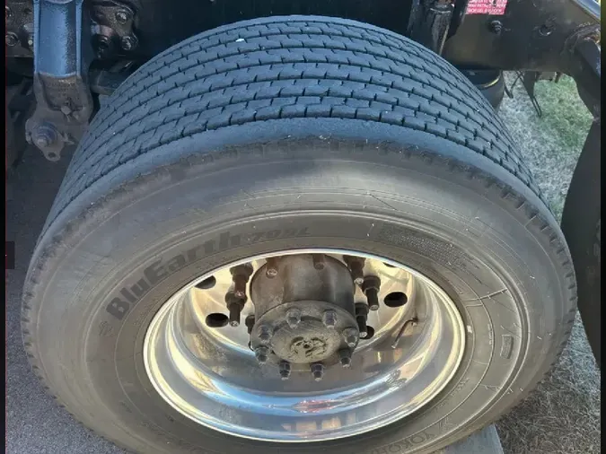 2021 VOLVO VNL64T860