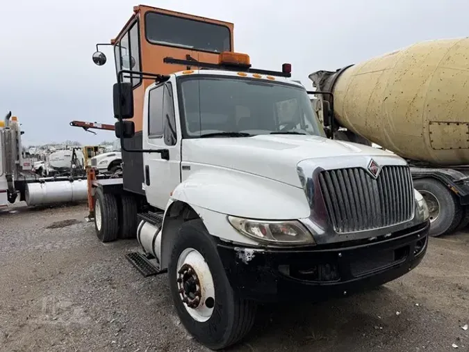 2013 INTERNATIONAL DURASTAR 4300