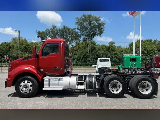 2018 Kenworth T 880