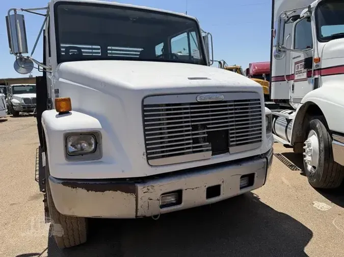 2001 FREIGHTLINER FL70
