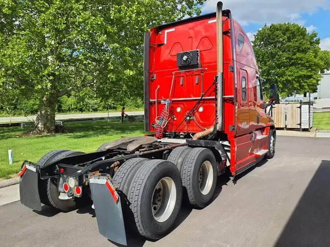 2020 FREIGHTLINER CASCADIA 125