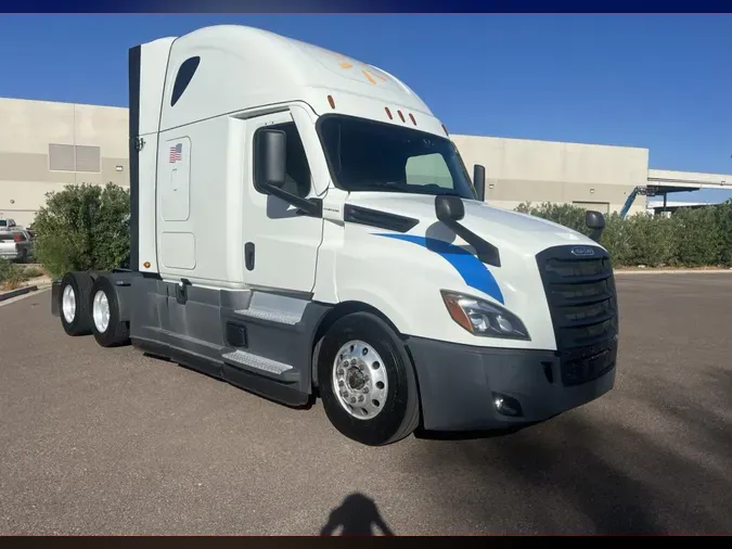 2020 Freightliner Cascadia