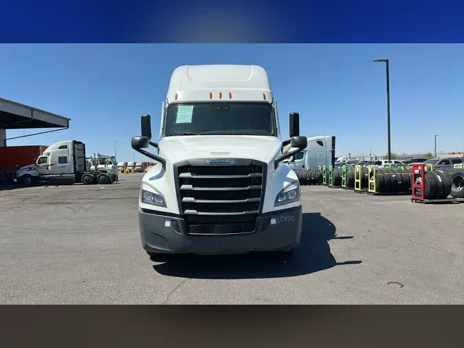 2022 Freightliner Cascadia 126