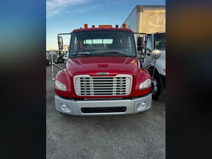 2018 FREIGHTLINER/MERCEDES M2 106