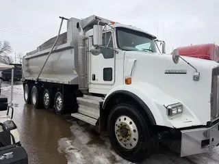 2011 KENWORTH T800