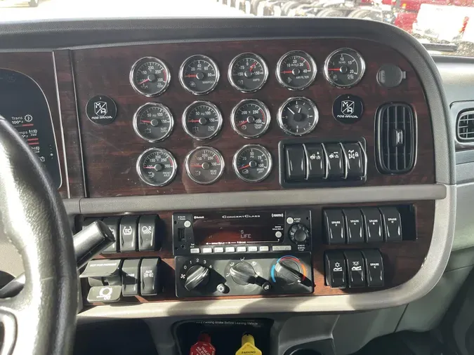 2024 Peterbilt 3894de449e15705bfef2965def68a5aff26
