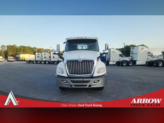 2018 INTERNATIONAL LT
