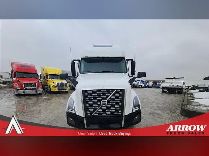 2021 VOLVO VNL64T760