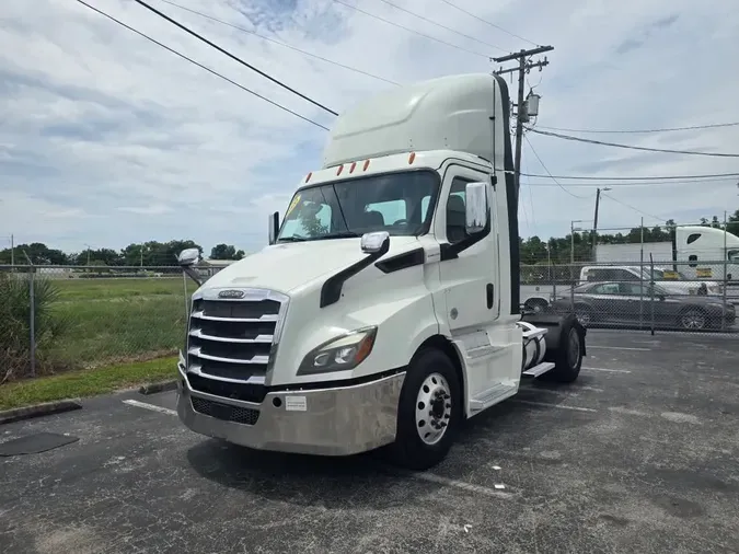 2020 FREIGHTLINER/MERCEDES NEW CASCADIA 1164dec9b017d0582ca839a7443f84bdda6