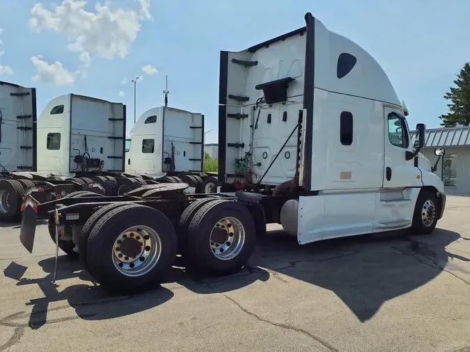 2019 FREIGHTLINER CASCADIA 125