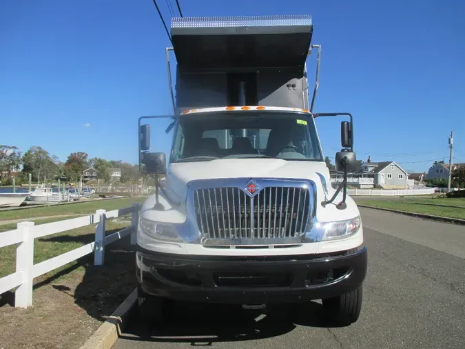 2018 INTERNATIONAL 7400 6X4