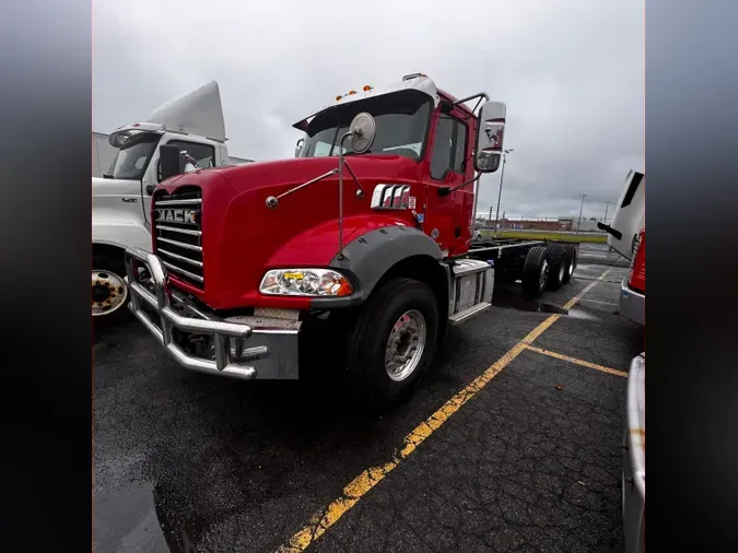 2017 MACK TRUCKS, INC. GU8034df0417017419201af512dec0edf9671