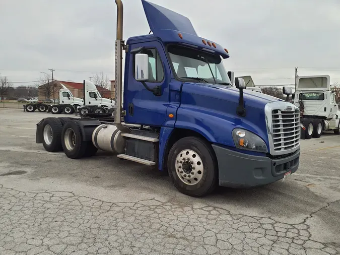 2018 FREIGHTLINER/MERCEDES CASCADIA 125