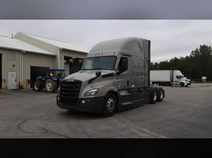 2021 Freightliner Cascadia