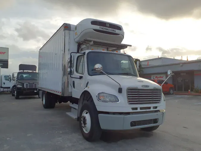 2018 FREIGHTLINER/MERCEDES M2 106