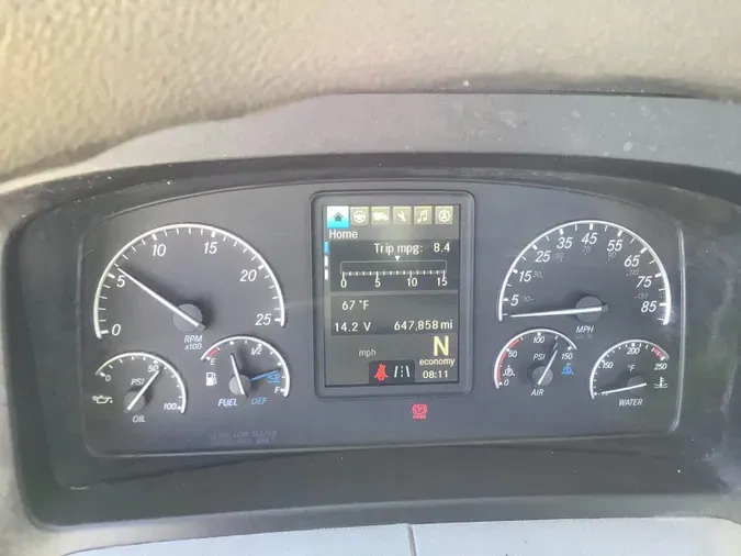 2020 Freightliner Cascadia 126