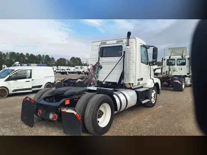 2016 VOLVO VNL42TRACTOR4e09d27a8f008ee76f6ad4b16690db2a